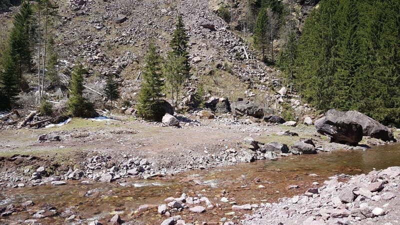 Caída de rocas en el valle de Murg - Sector lago