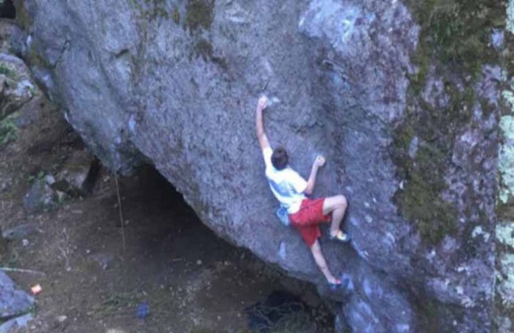 Giuliano Cameronia climbs Grande gigante gentile in Val Bavona