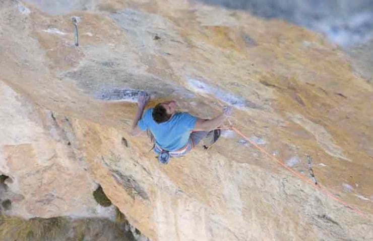 Video: Matty Hong climbs La Rambla and Joe Mama (9a +)