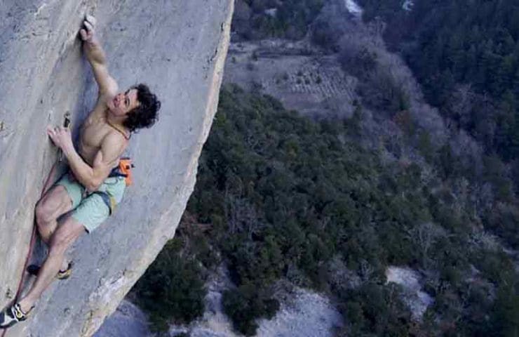 Adam Ondra writes climbing story: 9a + flash