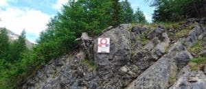 Achtung: Parkverbot im Klettergebiet Rawyl unbedingt befolgen