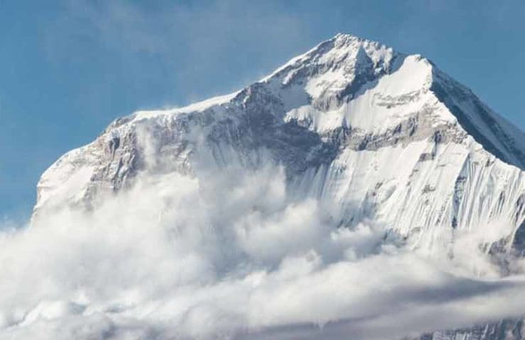 Nine Korean alpinists die in a blizzard at Mount Gurja