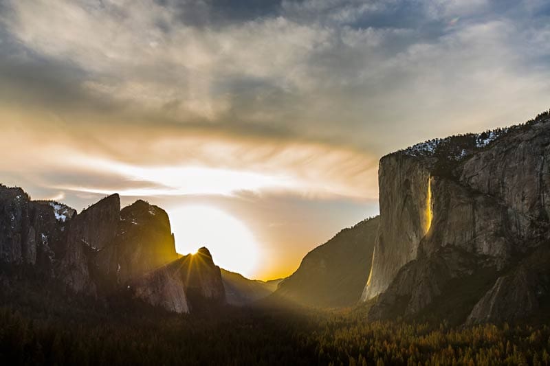Den Namen hat die Wand des El Capitans bekommen, weil sie morgens als Erste von der Sonne angestrahlt wird.
