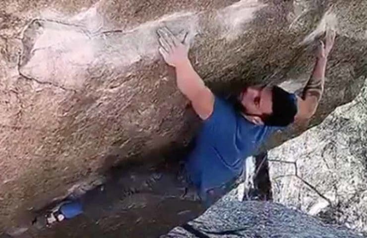Elias Iagnemma climbs the 8c-Boulder Dreamtime in three sessions
