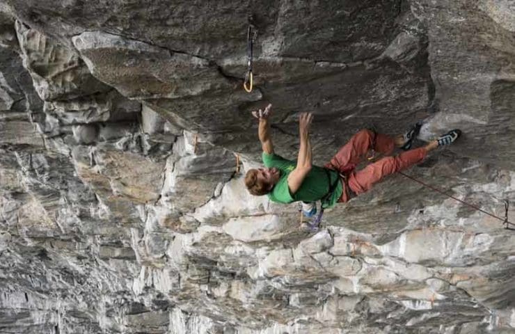 First footage of Seb Bouin in Route Move (9b / 9b +)