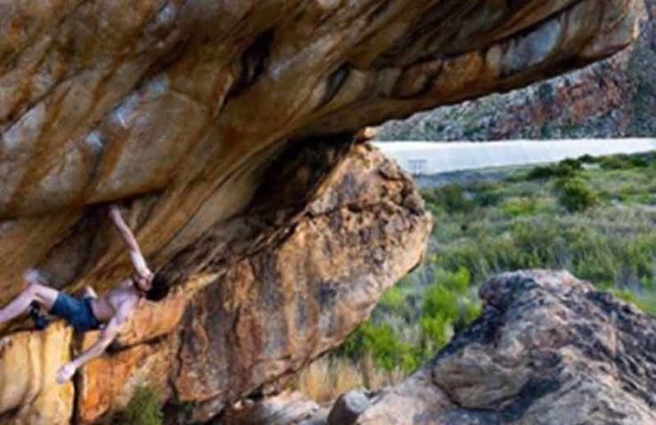 Jimmy Webb manages first ascent of Highball Boulder The Healing (8b +) in the Rocklands