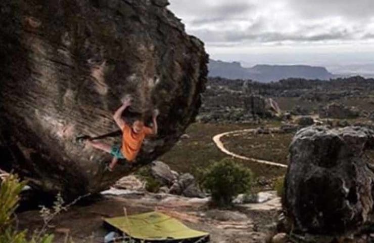 The Russian Vadim Timonov commits Black Eagle Assis (8c) and flashes hipster whale (8b)