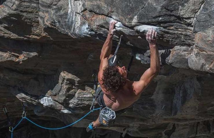 Alexander Rohr successful in Flatanger: The Illusionist (9a)