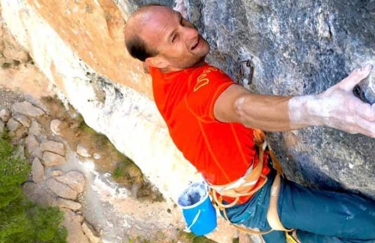 Cédric Lachat succeeds in celebrating the most famous 9a + in the world: La Rambla in Siurana