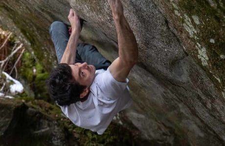 Paul Robinson nel paradiso boulder del Ticino e linee sopravvalutate