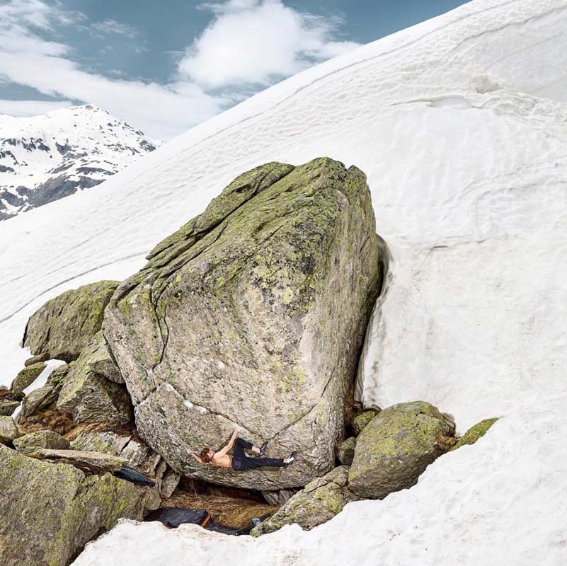 Giuliano Cameroni on the first ascent of Hazel Grace (sit, 8c / 8c +). (Photo Stefan Kurzi)
