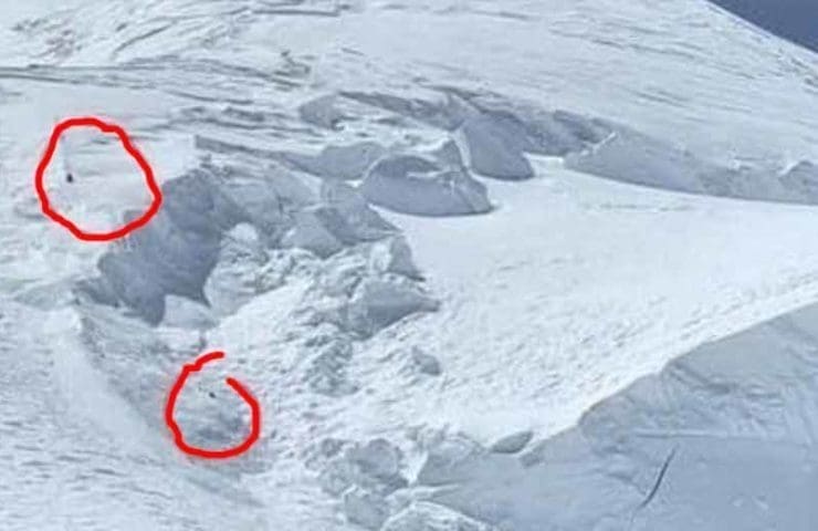 A pesar de un cadáver encontrado en K2, el intento de invierno sigue siendo un misterio