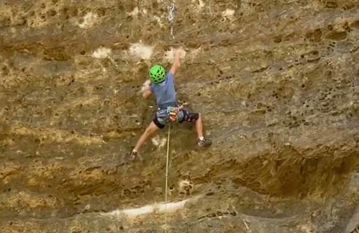 10-year-old climbs 8c + Southern Smoke - record