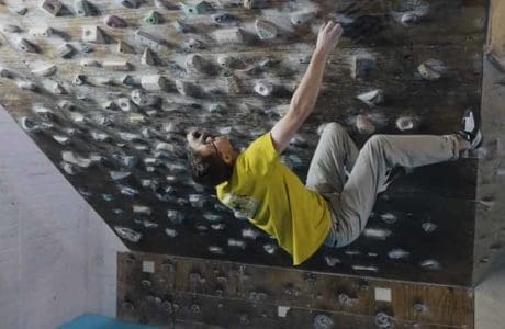 This is how 9b + climber William Bosi trains