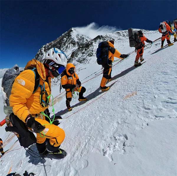 David-Goettler-Everest-without-oxygen