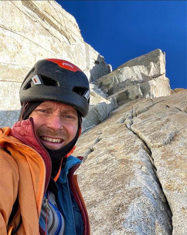Colin Haley during his solo ascent of the Goretta Pillar on Fitz Roy. Image: Colin Haley