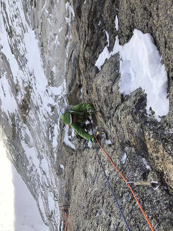 Dry tooling in the Douves Blanches north face.
