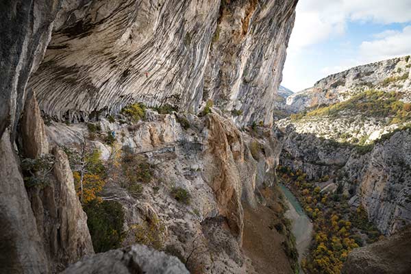 Jakob Schubert: "I was overwhelmed by the beauty of the Verdon Gorge, the face of La Ramirole and the route itself. It's just incredible." Image: Alpsolut Pictures