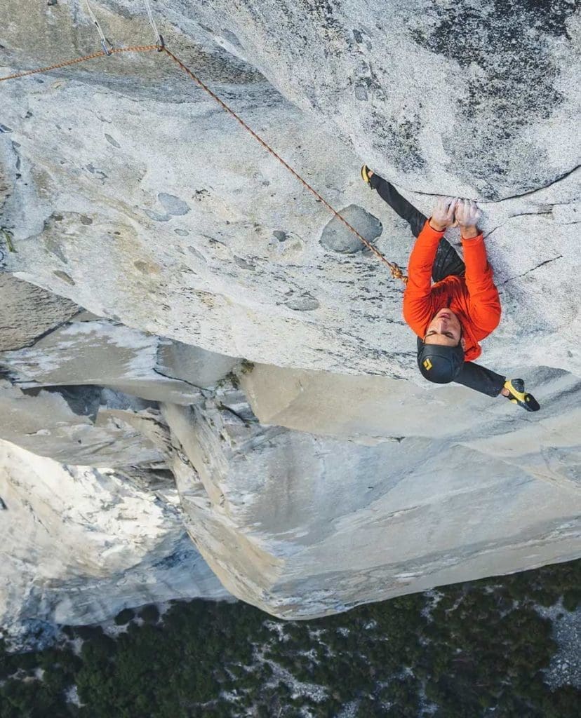 Le grimpeur de grands murs Connor Herson préfère le nœud en huit. Image : Diamant noir