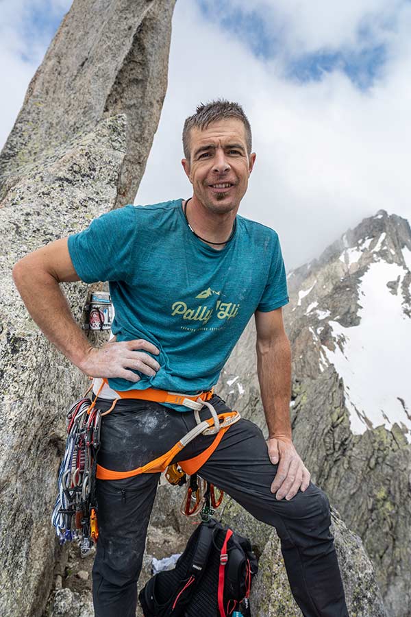 His various speed records have made professional alpinist and mountain guide Dani Arnold world famous. Image: Matthias Lüscher