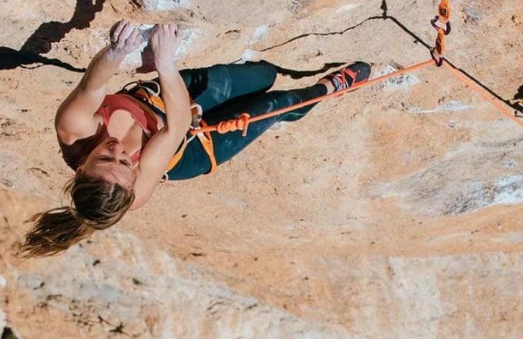 Michaela Kiersch climbs La Rambla in Siurana