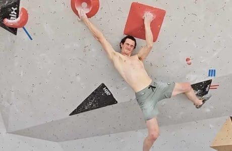 Ondra is preparing for the World Cup with these boulders