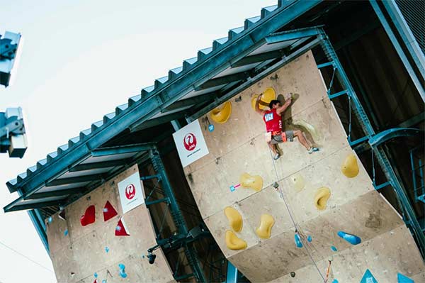 Lead climbing is Sascha Lehmann's specialty. Image: Lena Drapella/IFSC