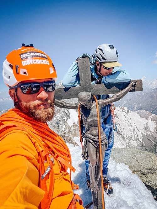 Eines von vielen Zwischenzielen: Auf dem Gipfel des Zinalrothorns. Bild: Gabriel Jungo