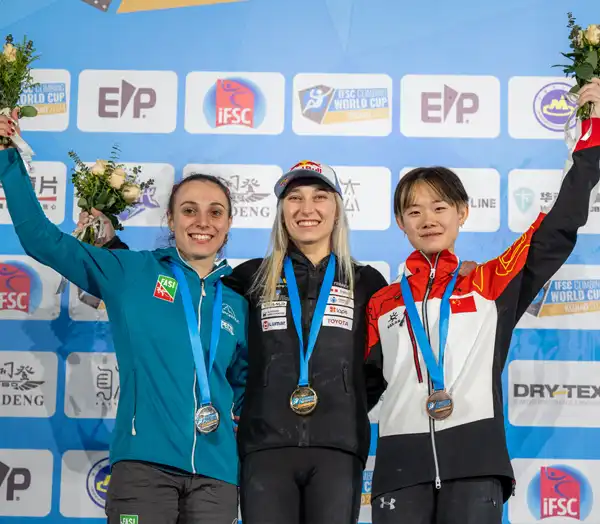 Boulder-Gold Nr. 16: Janja Garnbret gewinnt Weltcup-Saisonauftakt