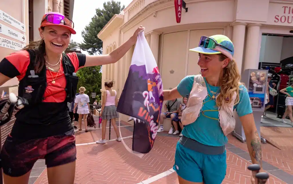 Susi und Maggy beim Einlaufen in Monaco | Bild: Nanacom