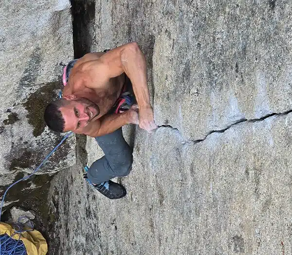 Jernej Kruder klettert »The Shark« (5.14b) in Squamish