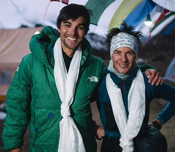 Erstbegehung gelungen: Benjamin Vedrines & Nicolas Jean besteigen den Jannu East