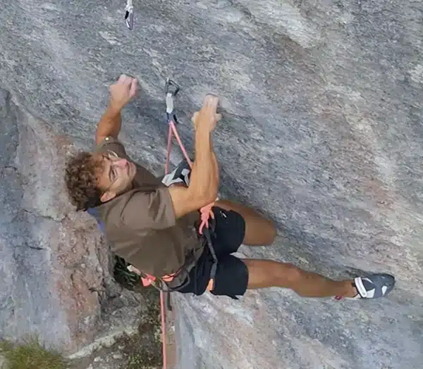 Yannick Flohé tickt eine der schwersten Linien im Frankenjura 