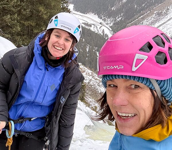 Mentorin-im-Steileis-unterwegs-mit-Ines-Papert-Havanna-WI4-