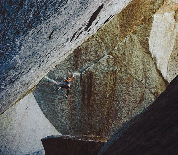 Camilla Moroni klettert legendäre Route „Dreamcatcher“ (9a) in Squamish